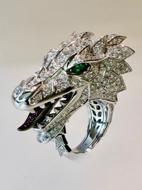 Ring White Dragon