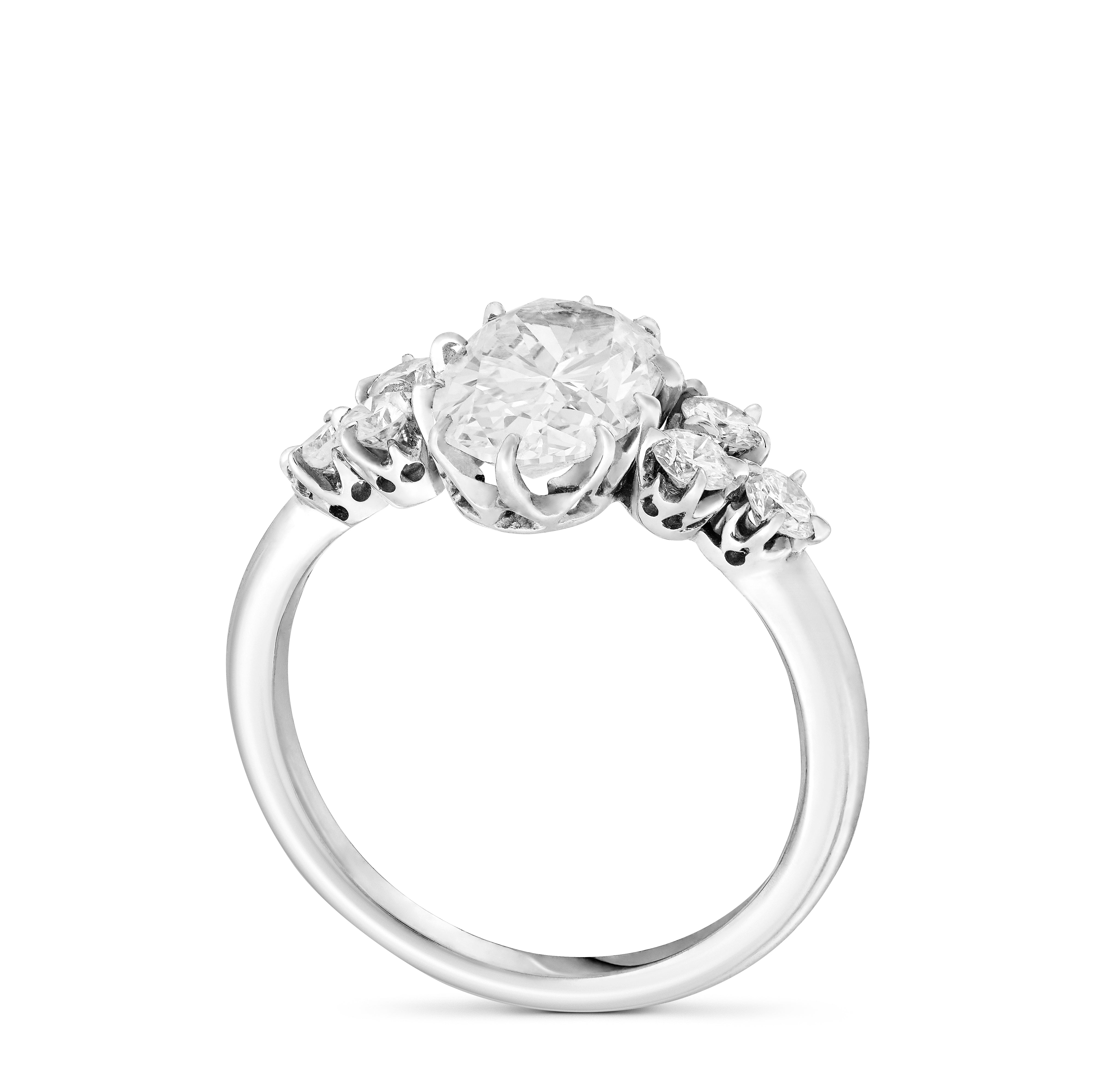 Ring Solitaire Oval #54