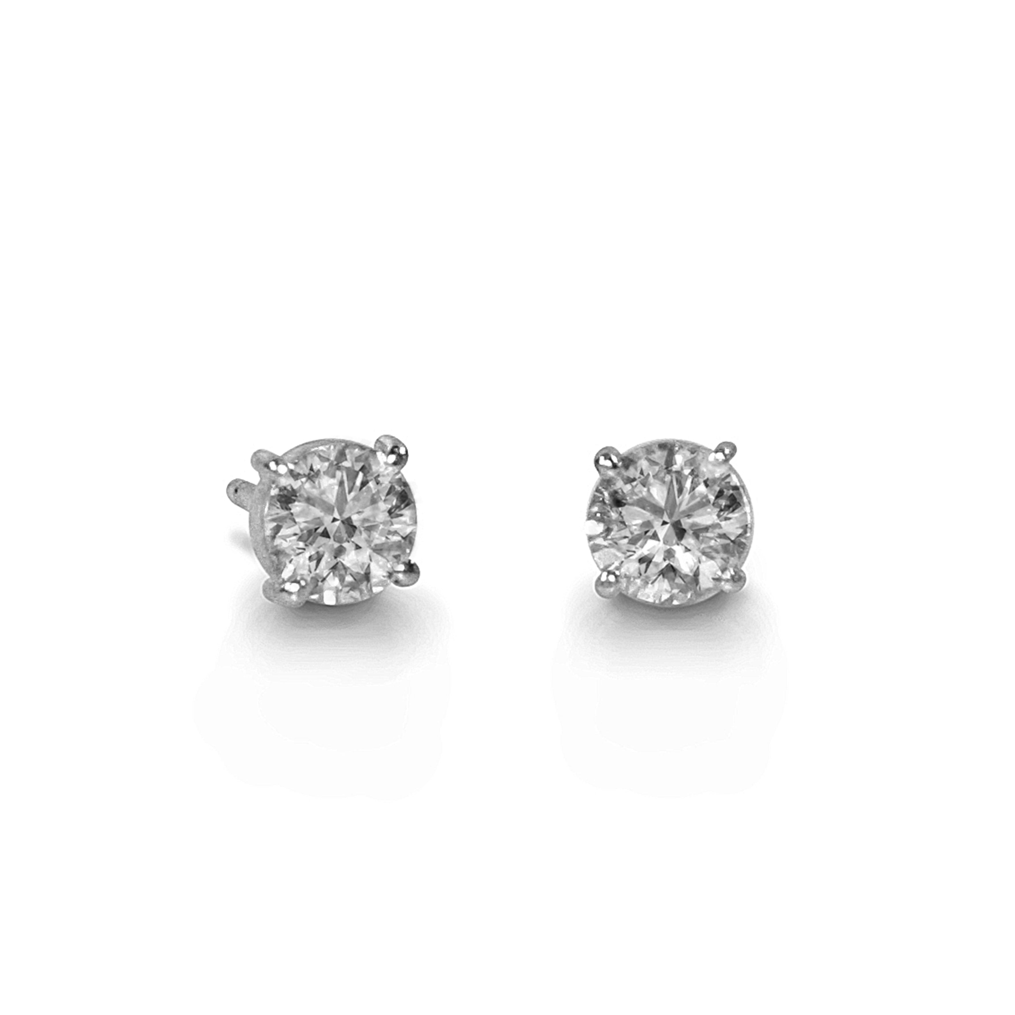 Earrings Solitaire Studs 0,56ct Diamond