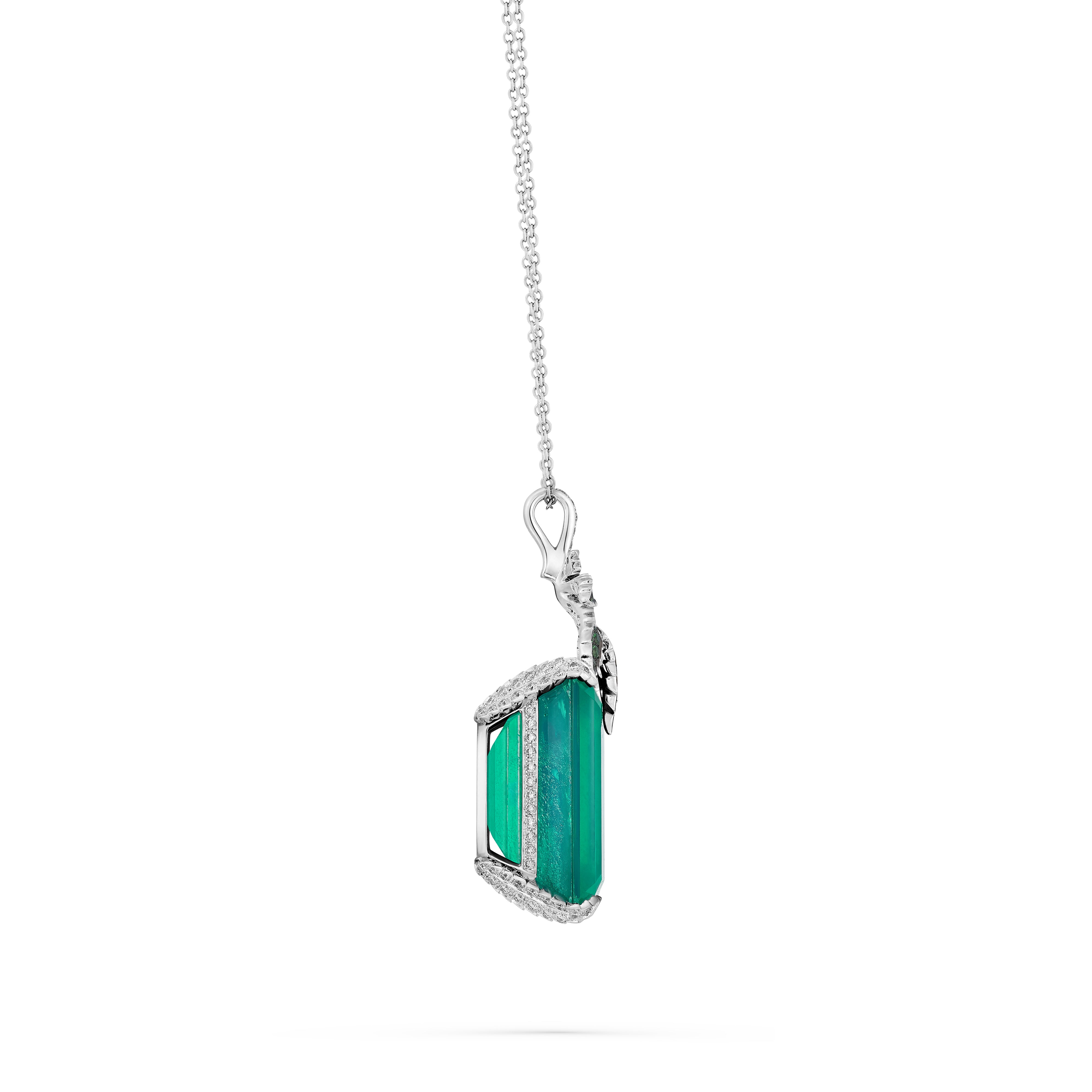 Pendant Leaf Green Topaz
