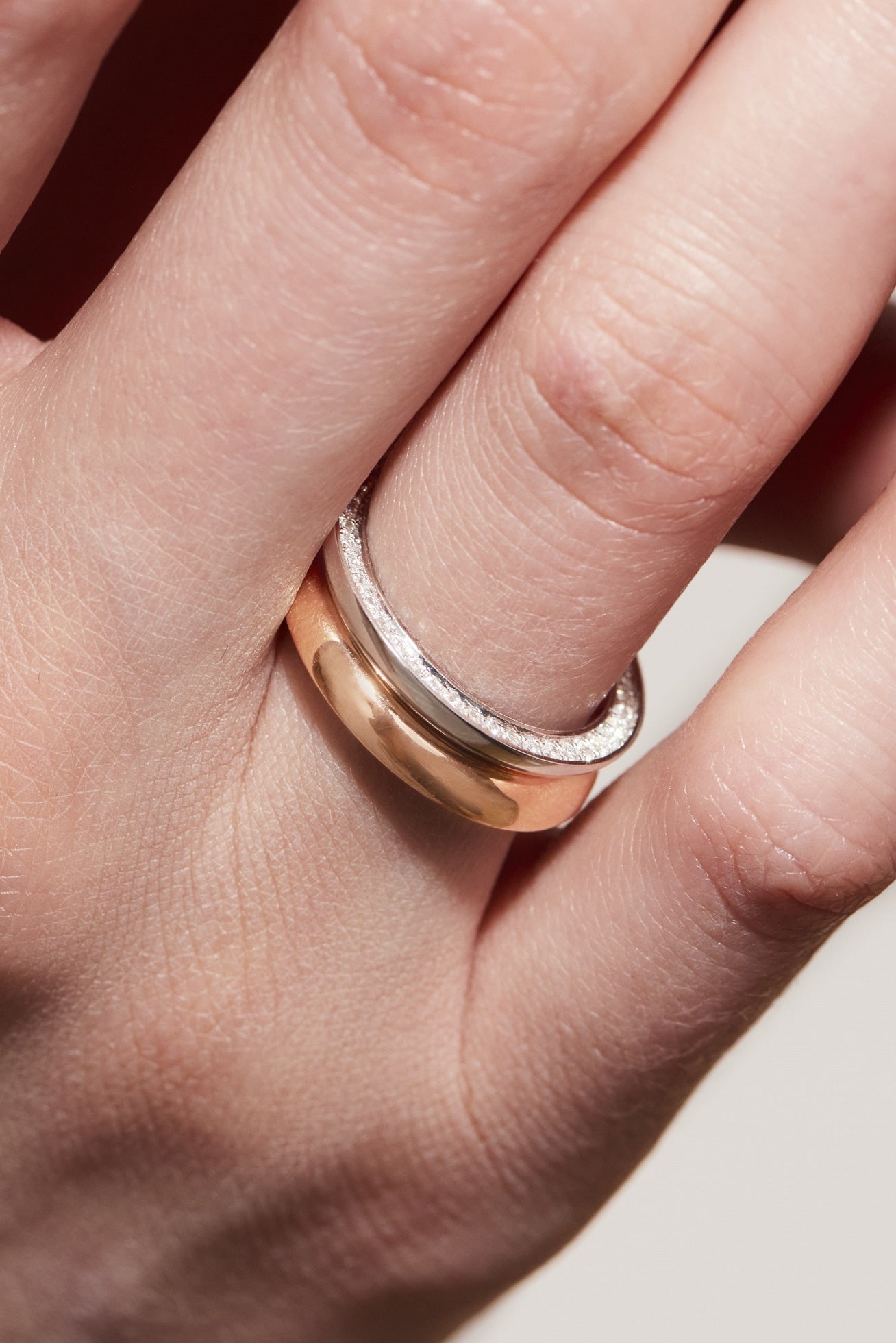 Sillam Wedding band