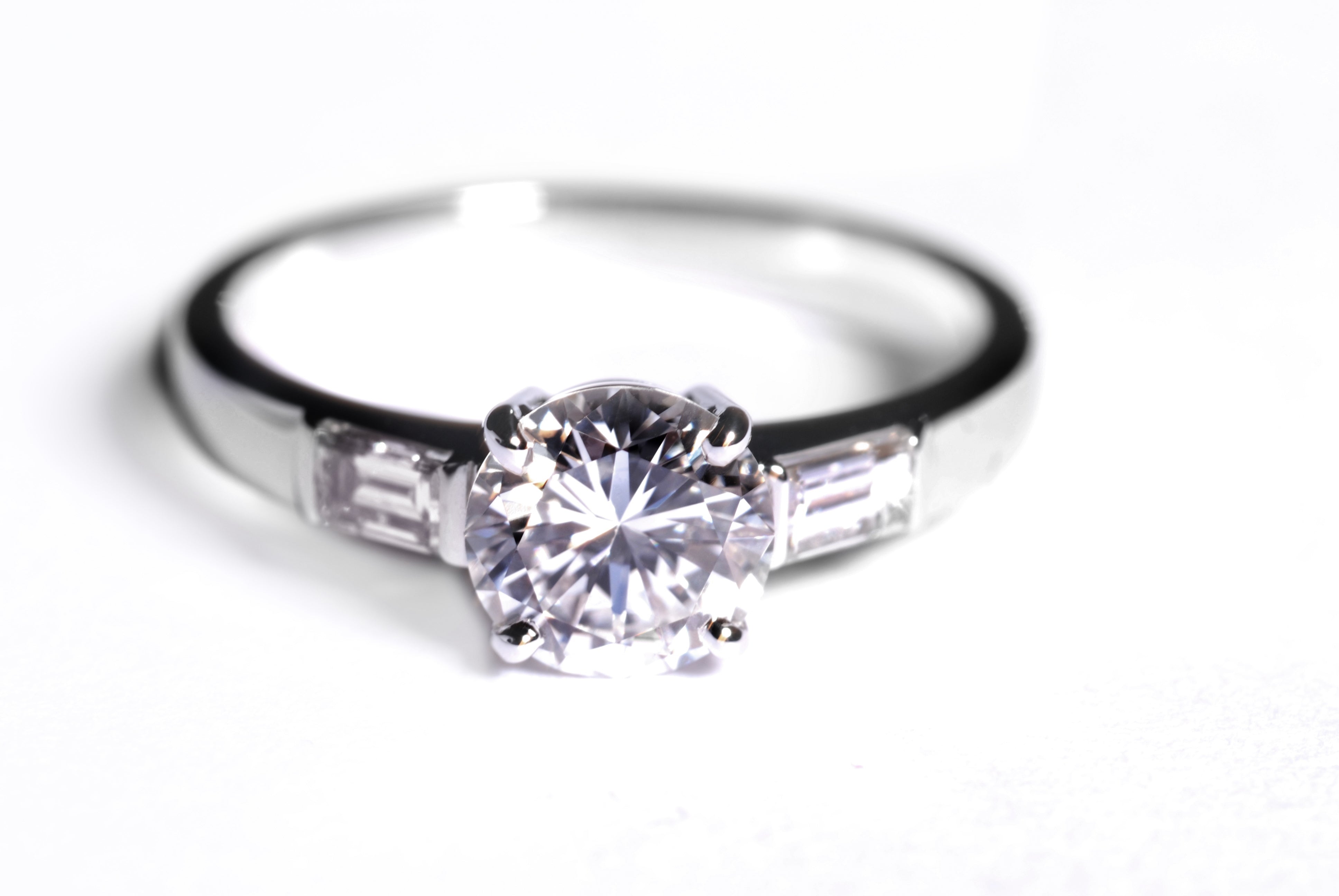 Ring Solitaire 4 prongs Diamond #53